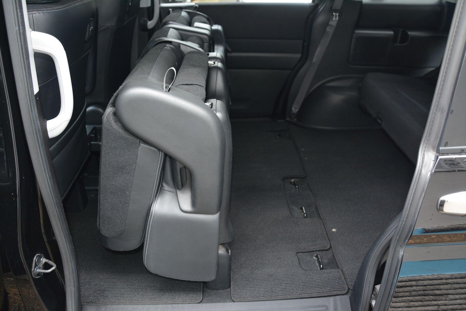 Used Honda Stepwagon for sale - 76122145: Photo 18