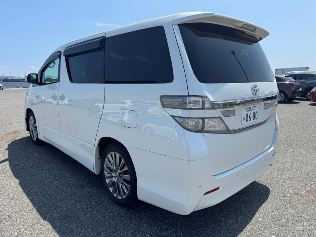 Used Toyota Vellfire for sale - 77229727: Photo 4