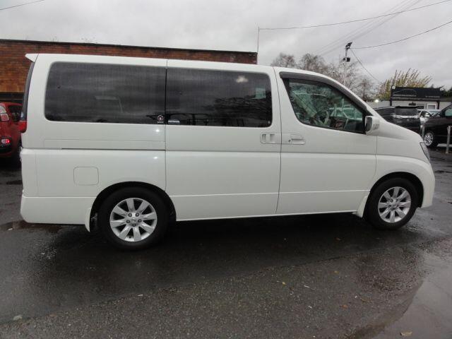 Used Nissan Elgrand for sale - 76865429: Photo 12