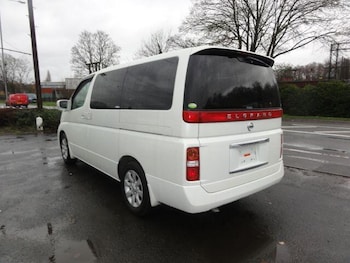 Used Nissan Elgrand 2005 for sale - 76865429: Photo