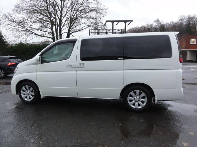 Used Nissan Elgrand for sale - 76865429: Photo 9