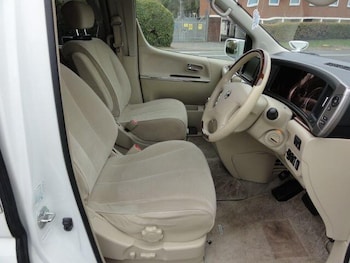 Used Nissan Elgrand 2009 for sale - 76250953: Photo