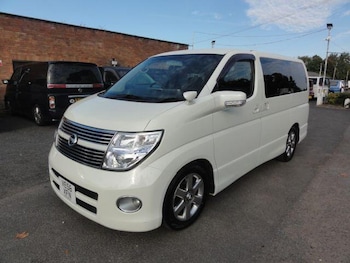 Nissan - Elgrand