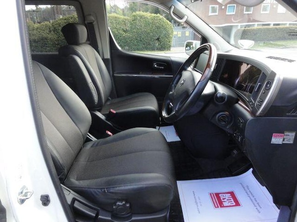 Used Nissan Elgrand for sale - 76122704: Photo 3
