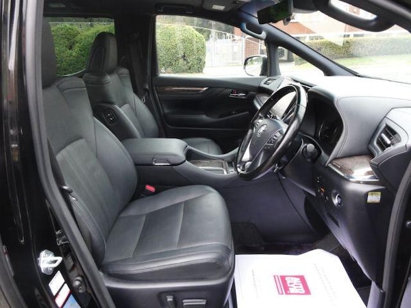 Used Toyota Alphard 2025 for sale - 76152992: Photo 13