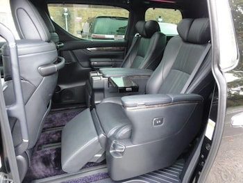 Used Toyota Alphard 2025 for sale - 76152992: Photo 2