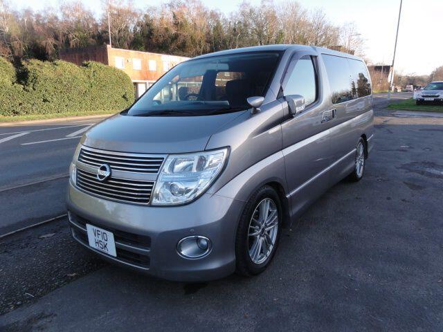 Used Nissan Elgrand for sale - 76913708: Photo 1