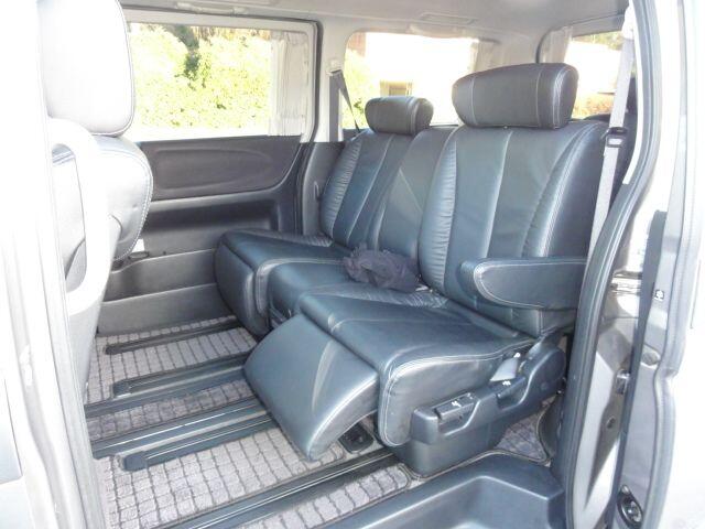 Used Nissan Elgrand for sale - 76913708: Photo 10