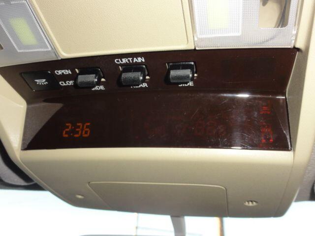 Used Nissan Elgrand for sale - 76913708: Photo 15