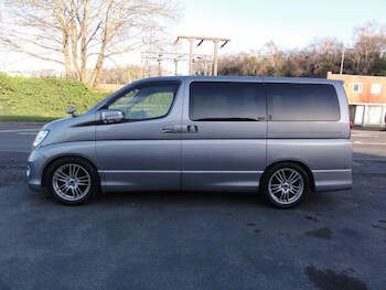 Used Nissan Elgrand 2010 for sale - 76913708: Photo