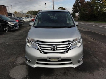 Used Nissan Serena 2015 for sale - 76998955: Photo