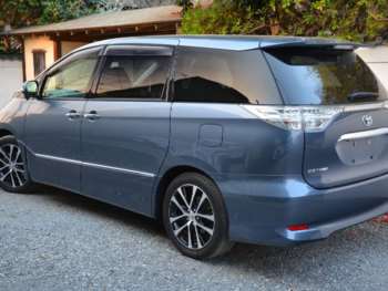 Used Toyota Estima 2013 for sale - 75257222: Photo
