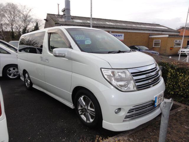 Used Nissan Elgrand 2018 for sale - 76886303: Photo 1