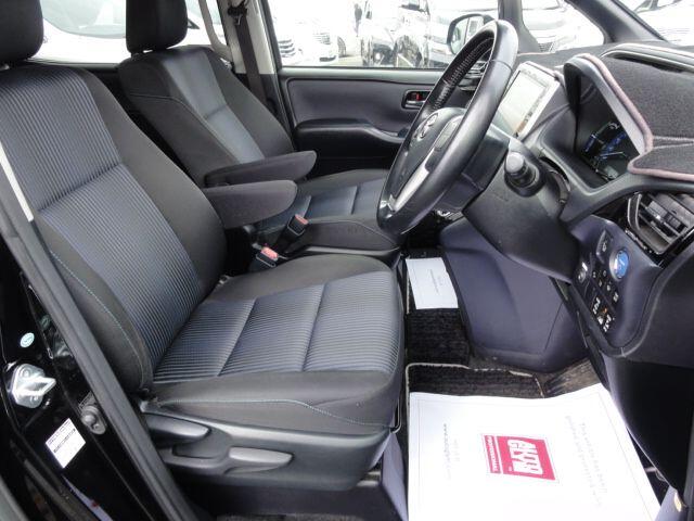 Used Toyota Voxy for sale - 77753148: Photo 17