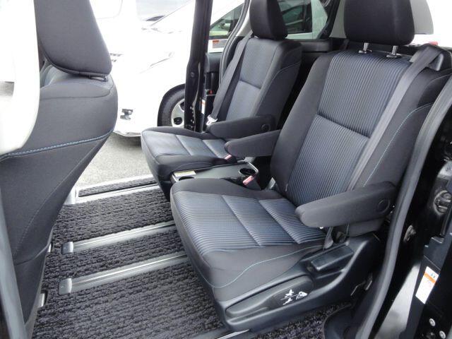 Used Toyota Voxy for sale - 77753148: Photo 26