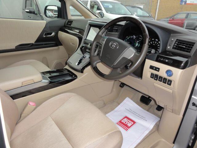 Used Toyota Alphard for sale - 76824394: Photo 26