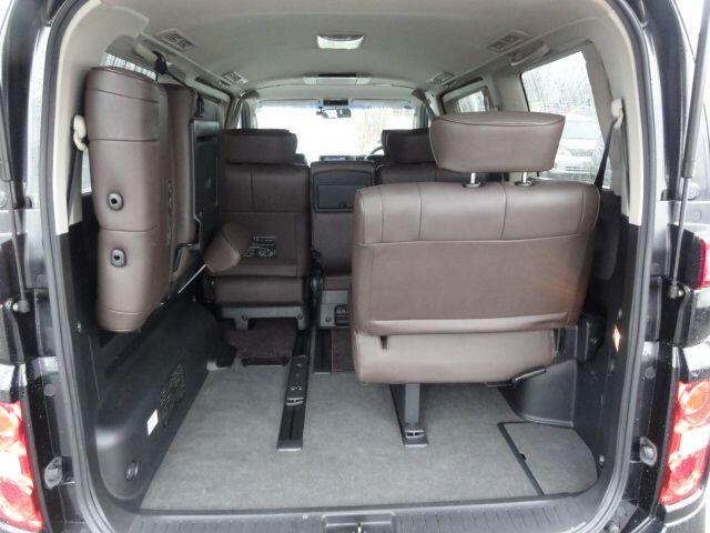 Used Nissan Elgrand for sale - 77824634: Photo 25