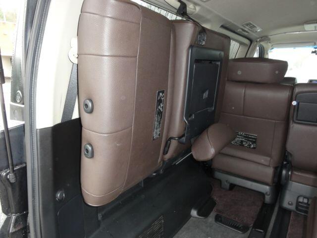 Used Nissan Elgrand for sale - 77824634: Photo 26