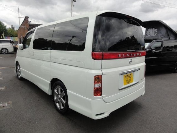 Used Nissan Elgrand 2009 for sale - 75291737: Photo 2