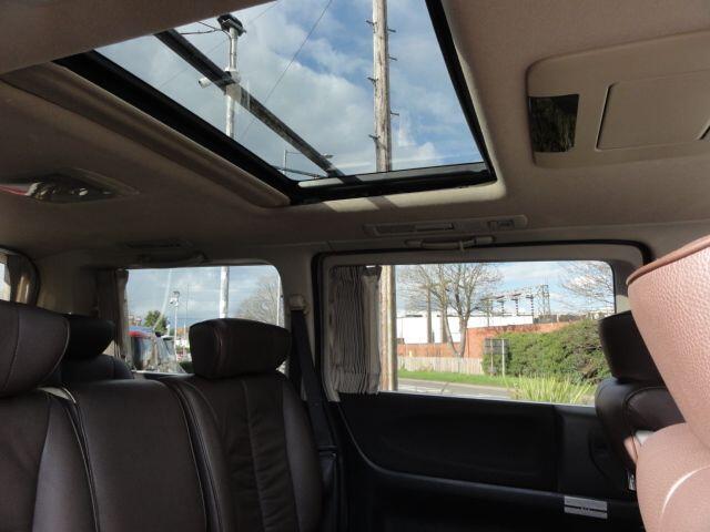 Used Nissan Elgrand 2022 for sale - 77892314: Photo 10