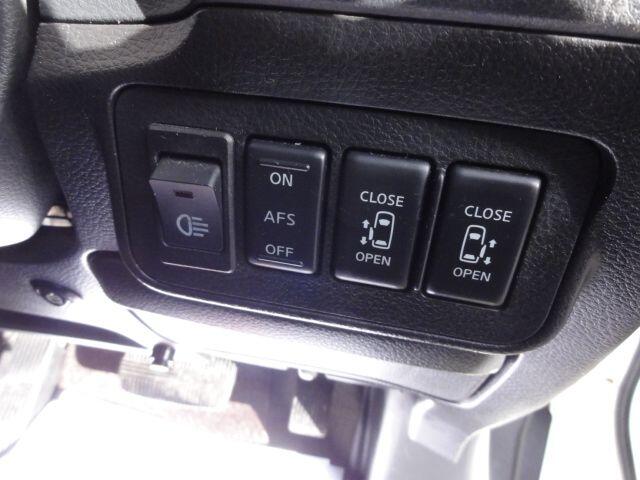 Used Nissan Elgrand 2022 for sale - 77892314: Photo 8