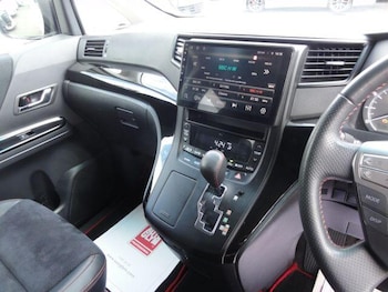 Used Toyota Vellfire 2013 for sale - 79464971: Photo
