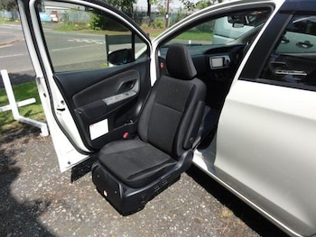 Used Toyota Vitz 2015 for sale - 78923925: Photo