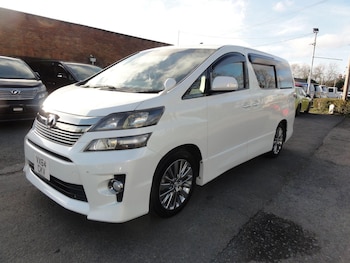 Used Toyota Vellfire 2014 for sale - 77883306: Photo