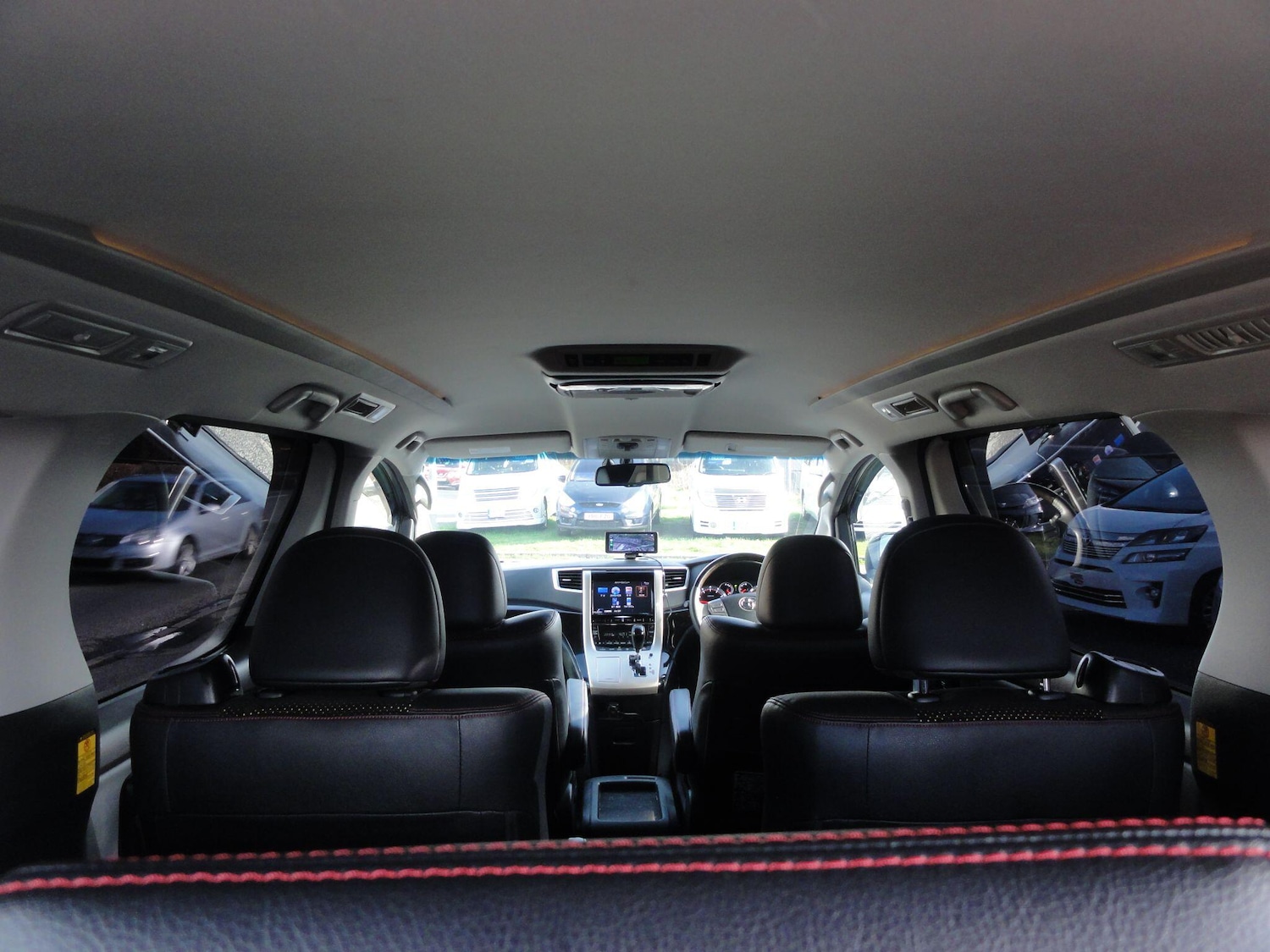 Used Toyota Vellfire 2025 for sale - 77883306: Photo 9