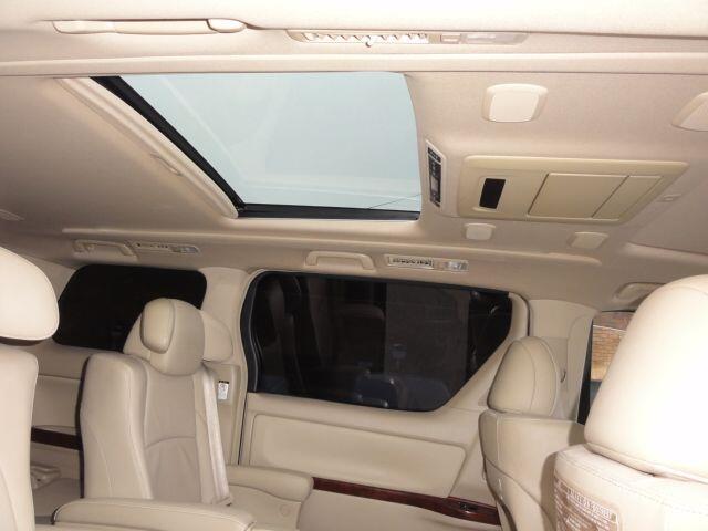 Used Toyota Vellfire 2009 for sale - 77119820: Photo 17