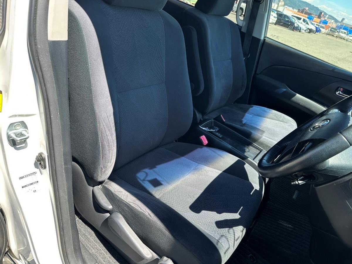 Used Toyota Estima 2012 for sale - 77599831: Photo 19