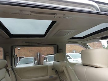 Used Nissan Elgrand 2005 for sale - 79303455: Photo