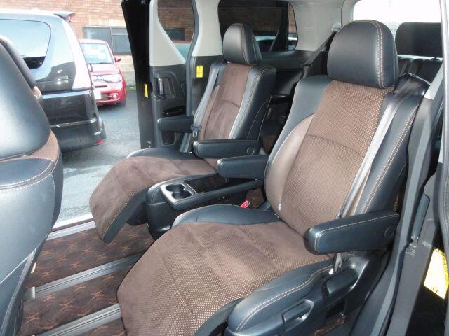 Used Toyota Alphard 2025 for sale - 77599847: Photo 2