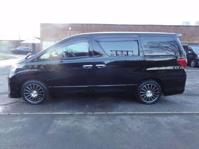 Used Toyota Alphard 2025 for sale - 77599847: Photo 40