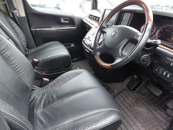 Used Nissan Elgrand 2025 for sale - 76239899: Photo 2