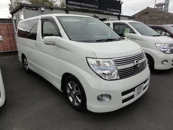 Used Nissan Elgrand 2025 for sale - 76239899: Photo 4