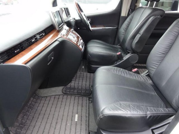 Used Nissan Elgrand 2025 for sale - 76239899: Photo 7