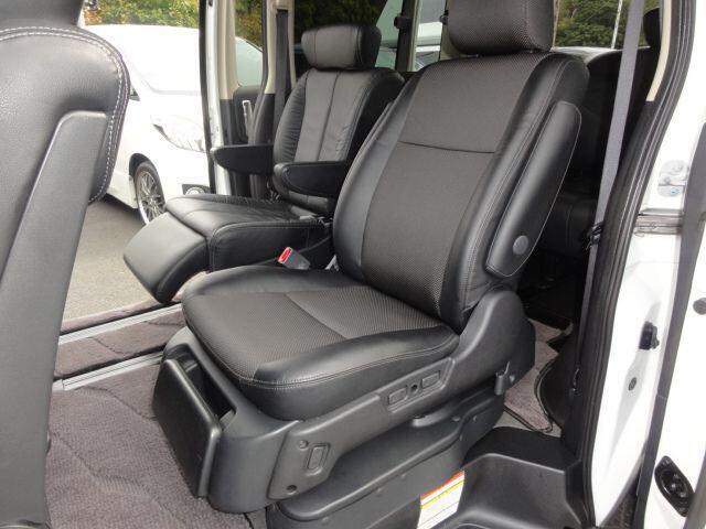 Used Nissan Elgrand 2025 for sale - 77001968: Photo 21