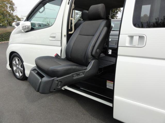 Used Nissan Elgrand 2025 for sale - 77001968: Photo 24