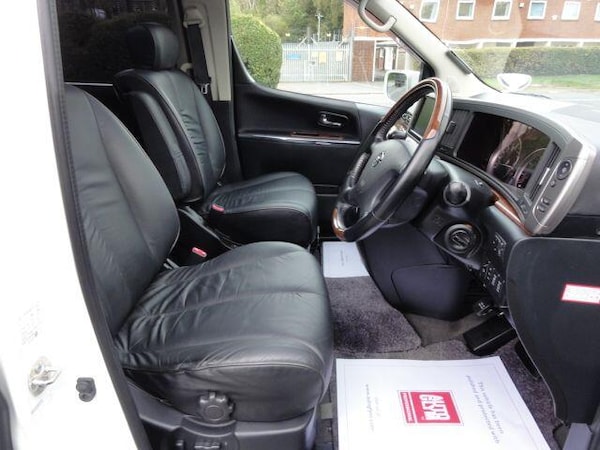 Used Nissan Elgrand for sale - 76226535: Photo 18