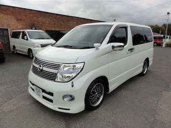 Nissan - Elgrand