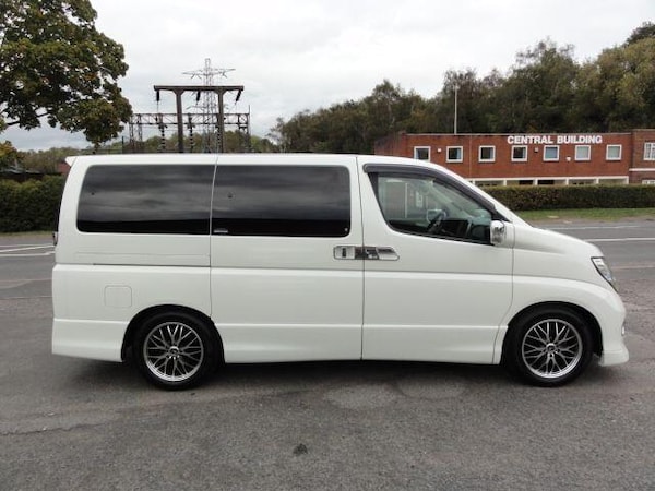 Used Nissan Elgrand for sale - 76226535: Photo 7