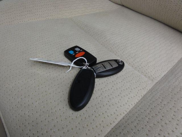 Used Nissan Elgrand for sale - 76409272: Photo 22