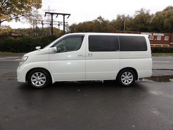 Used Nissan Elgrand 2008 for sale - 76409272: Photo