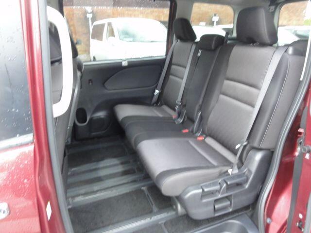 Used Nissan Serena for sale - 76849768: Photo 12