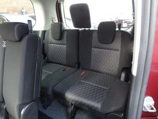 Used Nissan Serena for sale - 76849768: Photo 16