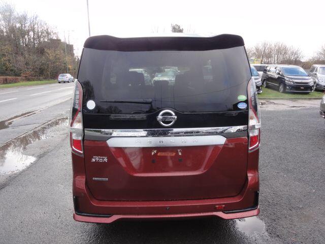 Used Nissan Serena for sale - 76849768: Photo 9