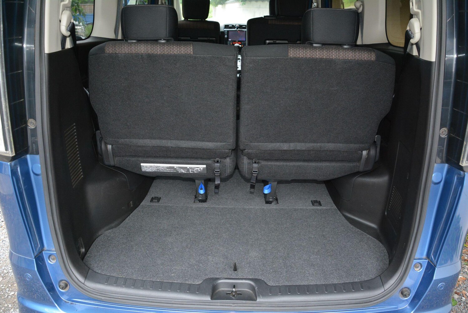 Used Nissan Serena 2025 for sale - 76990154: Photo 18