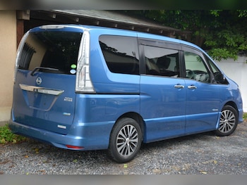 Used Nissan Serena 2015 for sale - 76990154: Photo