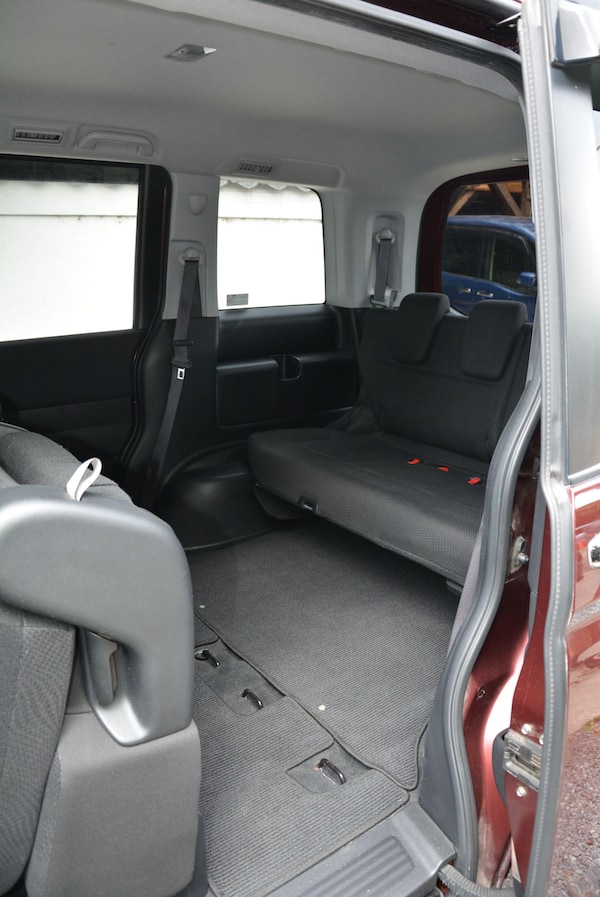 Used Honda Stepwagon for sale - 76121261: Photo 15